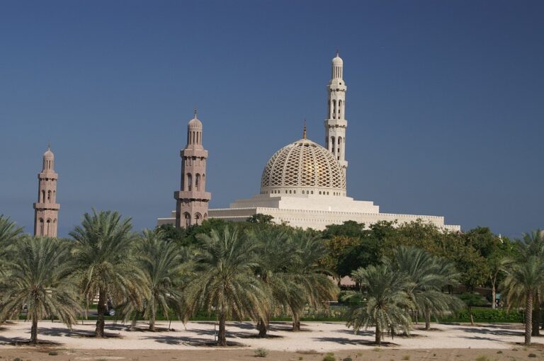 Unearthing the Hidden Gems of Omani Folklore and Storytelling