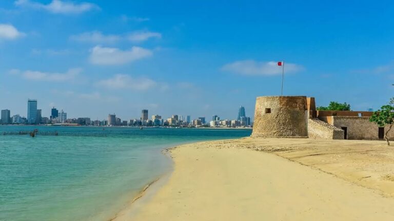 Dive into Bu Ali: Unwind & Explore at Bahrain’s Hidden Beach Gem