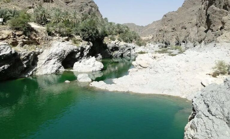 Oman Adventure: Trek & Camp in Wadi Arbaeen’s Majesty