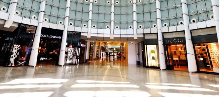 🏰 Moda Mall Bahrain – Discover Luxury Shopping Bliss at the Heart of Manama 🛍️