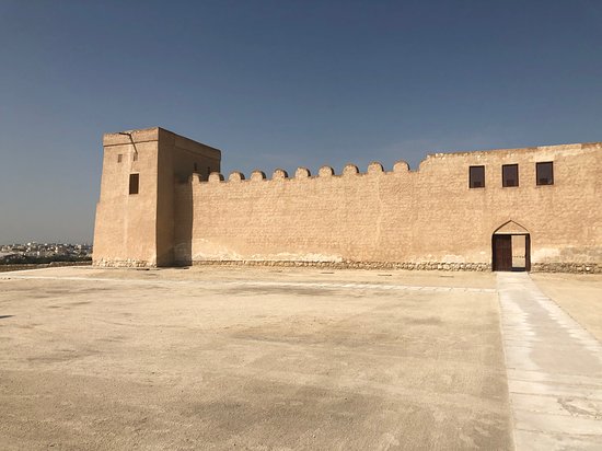 Discovering the Cultural Heritage of Salman bin Ahmed Al Fateh Fort: A Unique Experience for Business Travelers in Bahrain