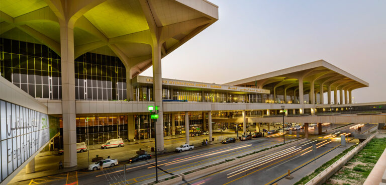 Dammam Decoded: Your Seamless Arrival at King Fahd International Airport, Saudi Arabia