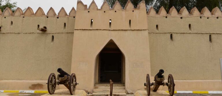 Exploring Al Ain National Museum: A Must See Attraction for Tourists in the UAE