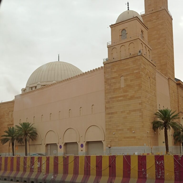 🇸🇦Al Rajhi Mosque🕌: Riyadh’s Business Haven with Architectural Elegance