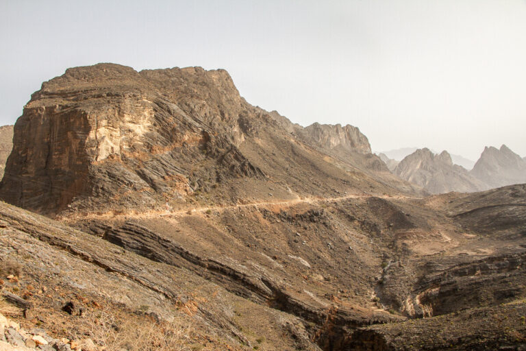 Al Hajar Beckons: Your Al Jabal Street Guide to Oman’s Mountain Paradise