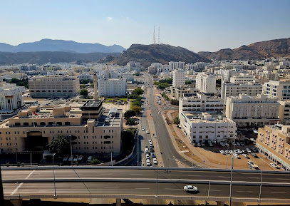 🇴🇲 Muscat’s Ruwi District: A Business Traveler’s Handbook for Success 🧳