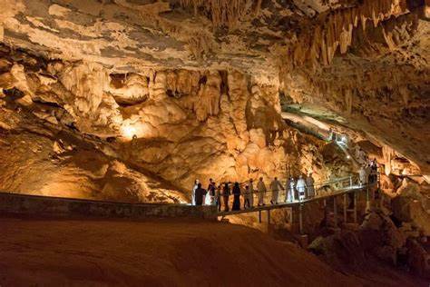 exploring the natural wonders of hoota cave in al hamra oman