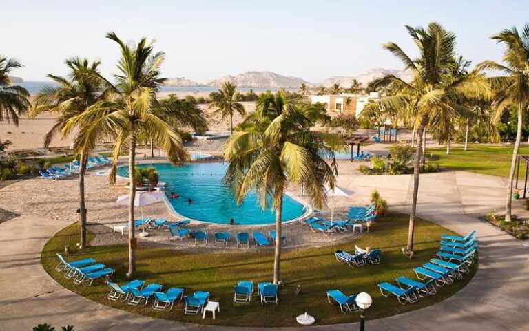 🇴🇲 Al Sawadi Beach Resort: Your Omani Sanctuary Awaits