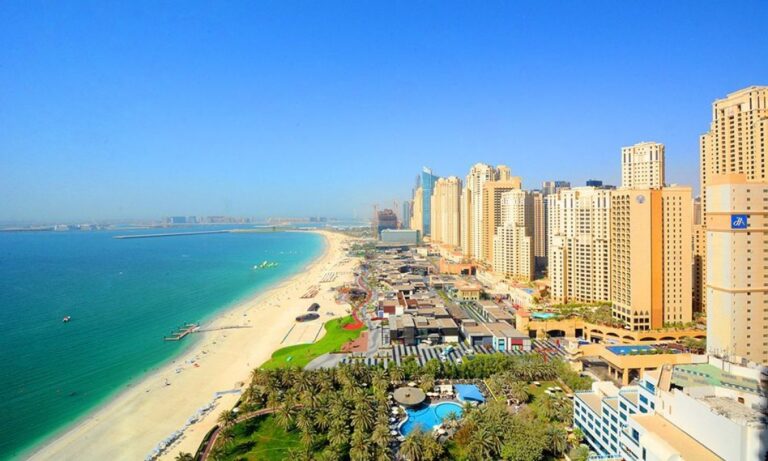 Dubai’s JBR Beach: Sun, Fun, & City Skyline Bliss