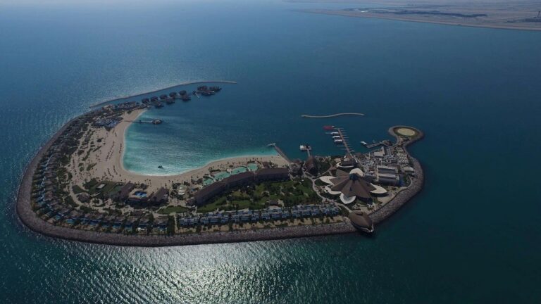 Doha’s Business Retreat: Banana Island Paradise Awaits